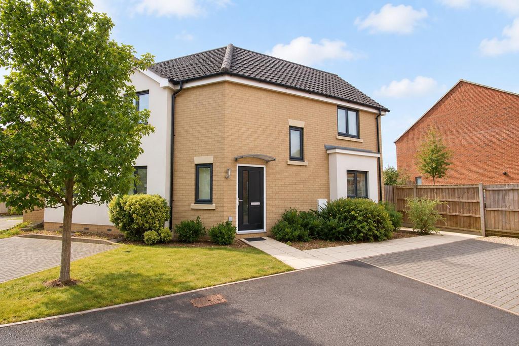 Property photo 1 of 15 F1ce76d4-E1d5-4157-B16A-98E6Ec2F61Bc.Png