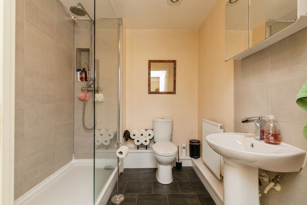 Additional image 7 of 2 bed flat for saleLeaze Close, Bristol BS35