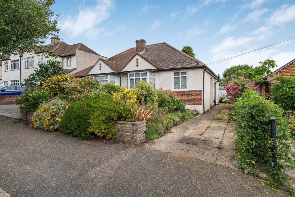 Property photo 2 of 15