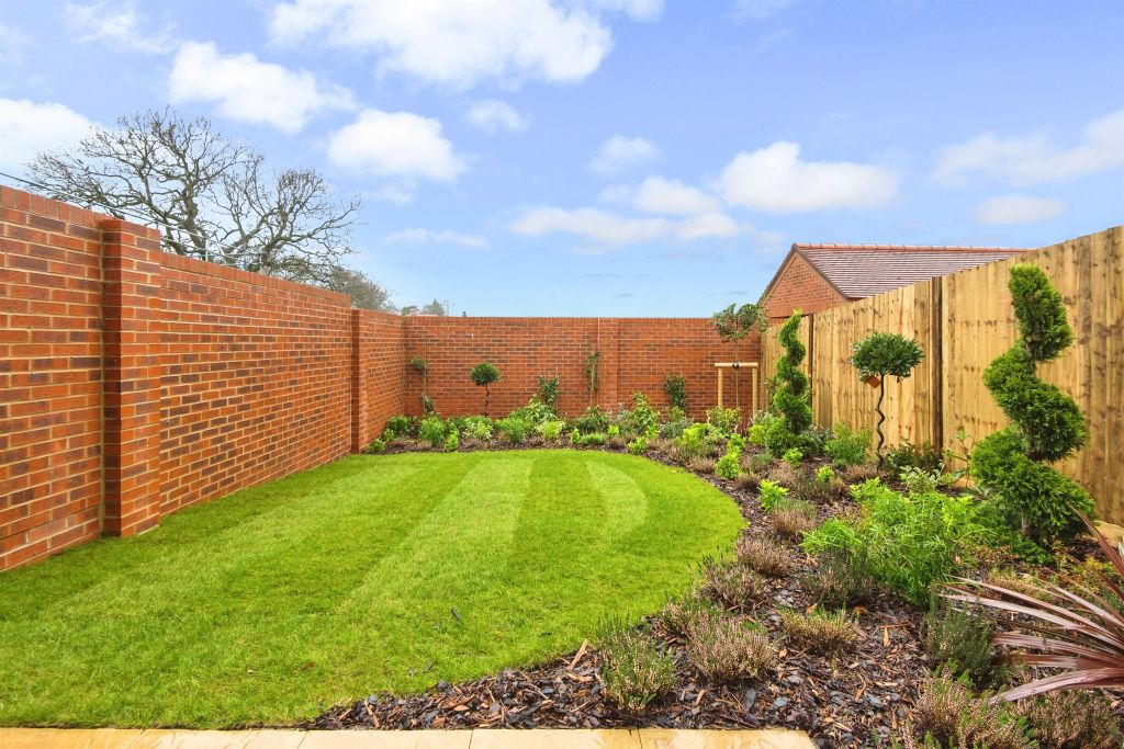 Property photo 2 of 10