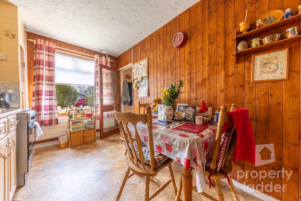 Property photo 3 of 15 Pl-3