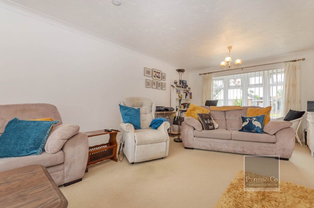 Property photo 3 of 16