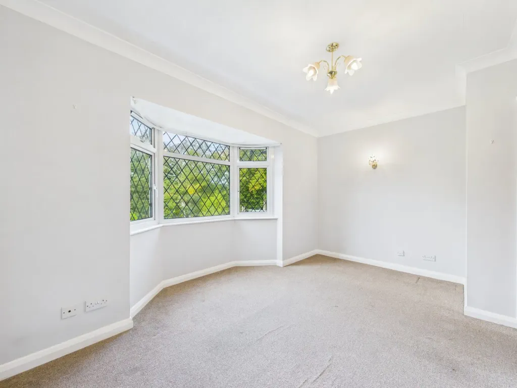 Property photo 2 of 5 Lounge