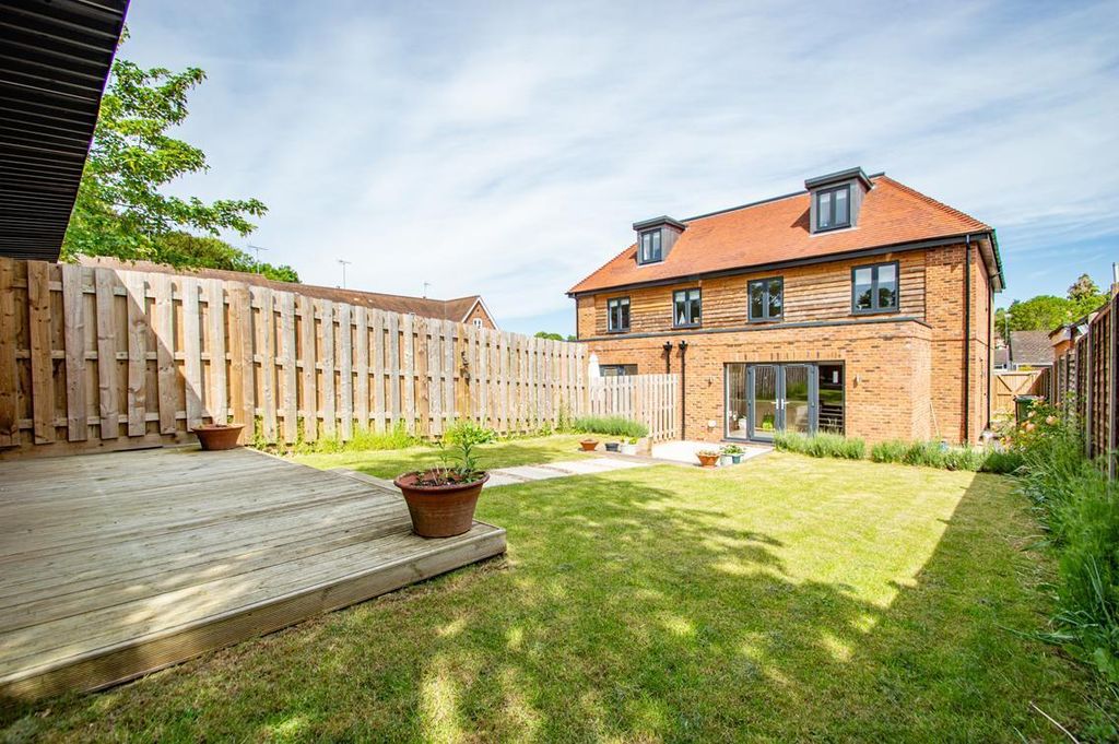 Property photo 3 of 21 Rear