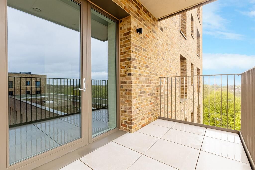 Property photo 2 of 30