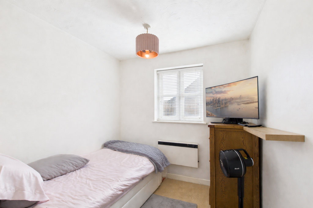 Property photo 1 of 8 Bedroom 3.Png