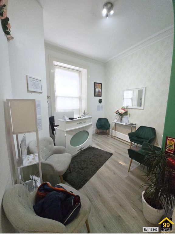 Property photo 1 of 12 Photo 0