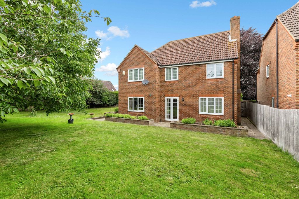 Property photo 1 of 23