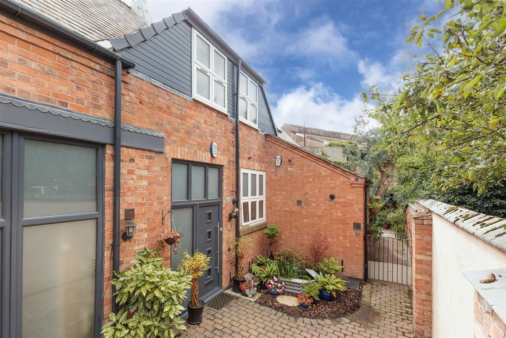 Property photo 1 of 15 External.Jpg