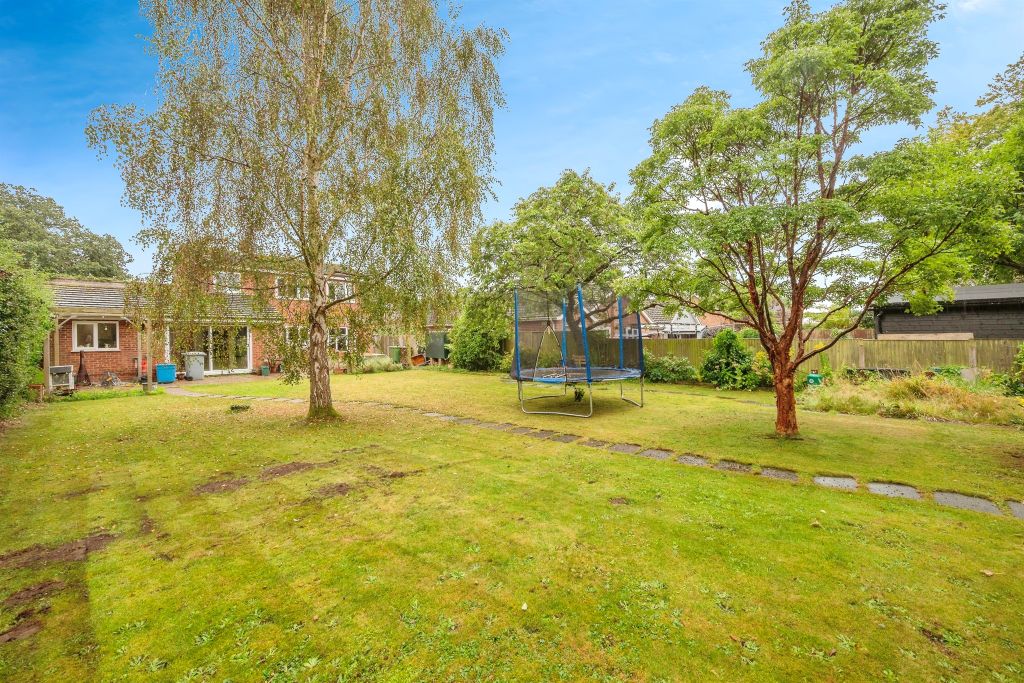 Property photo 2 of 19