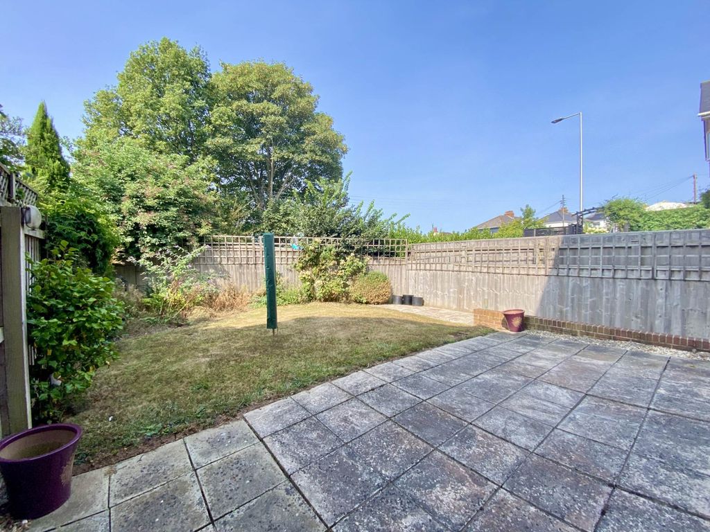 Property photo 3 of 14