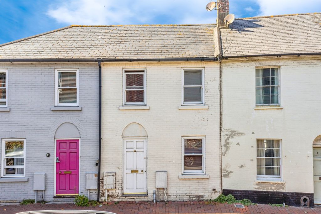Property photo 1 of 16