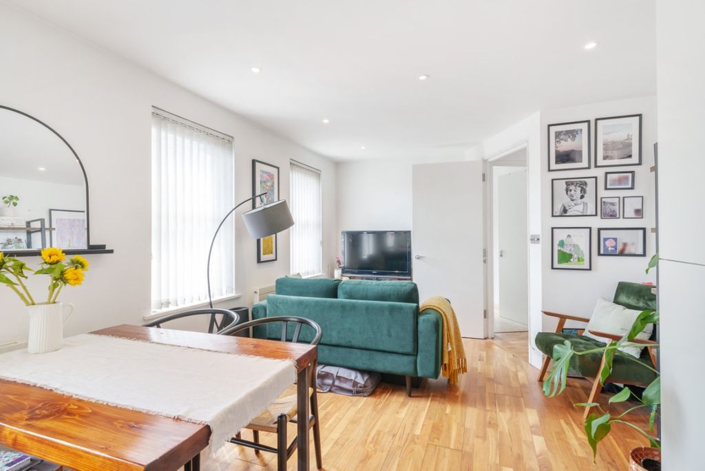 Property photo 3 of 6 1020574 (3)