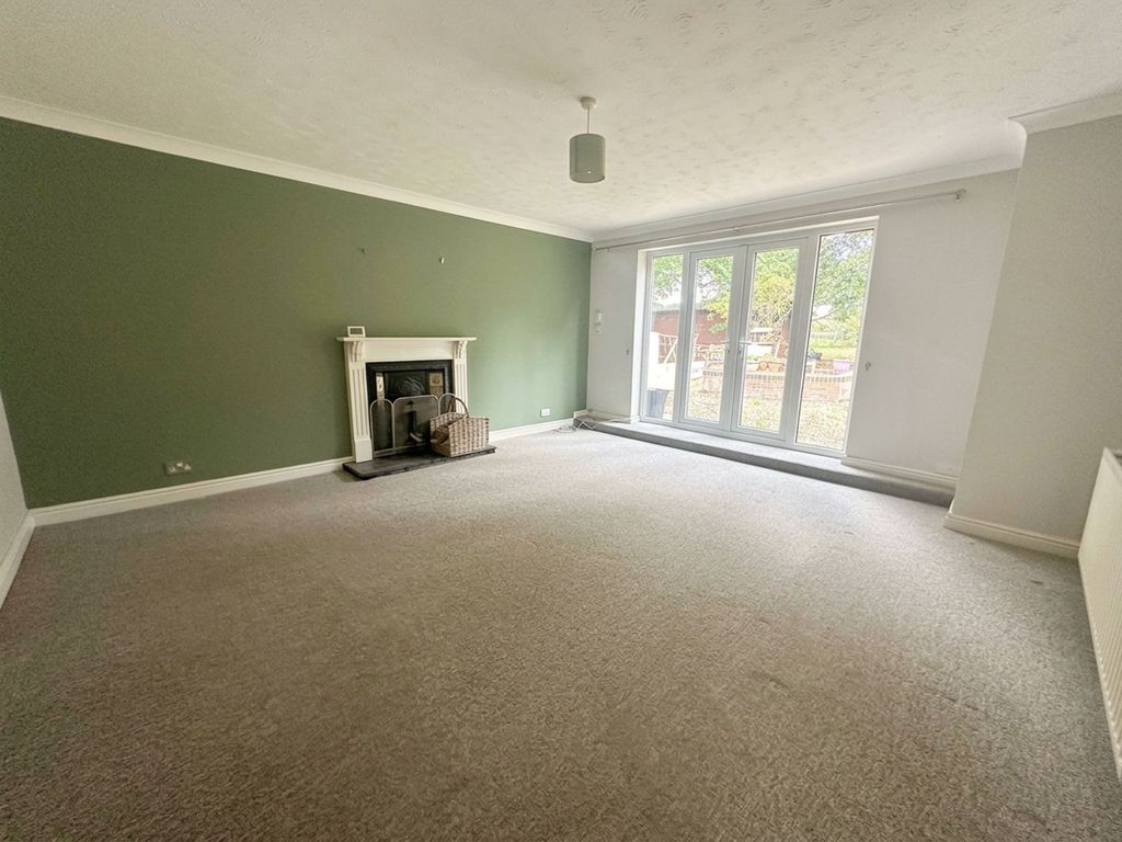 Property photo 3 of 25