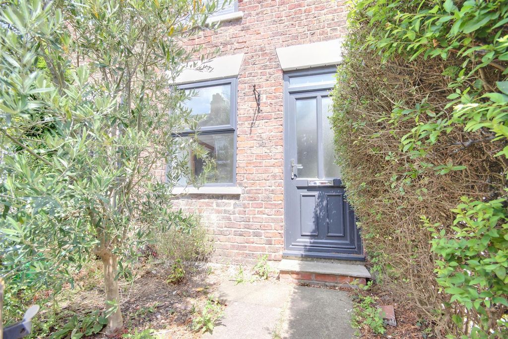 Property photo 1 of 20 Img_6623-Img_6625_Lzn.Jpg