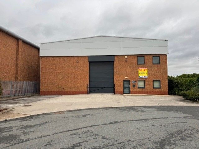 Property photo 1 of 7 Photo 6