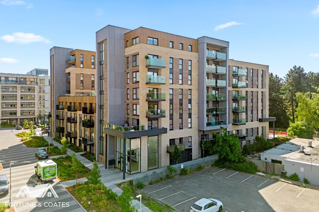 Property photo 1 of 22 Austinhouse_25.Jpg