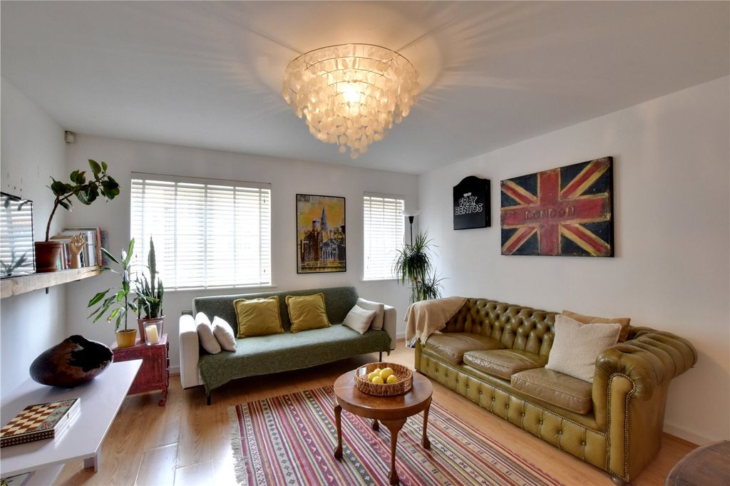 Property photo 3 of 15 Picture No. 10