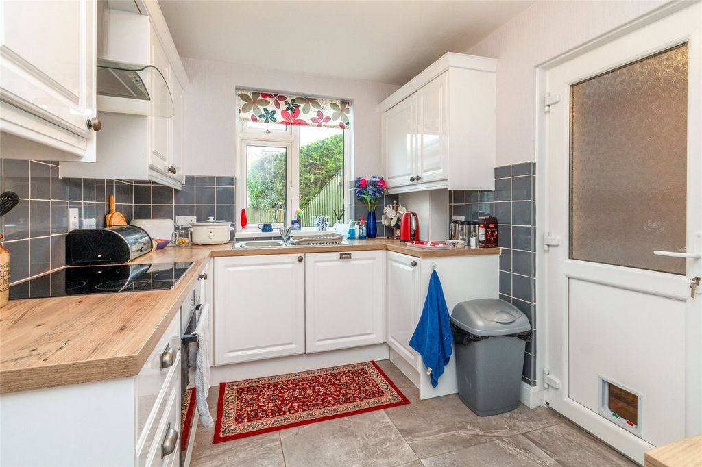 Property photo 3 of 11 Picture No. 06
