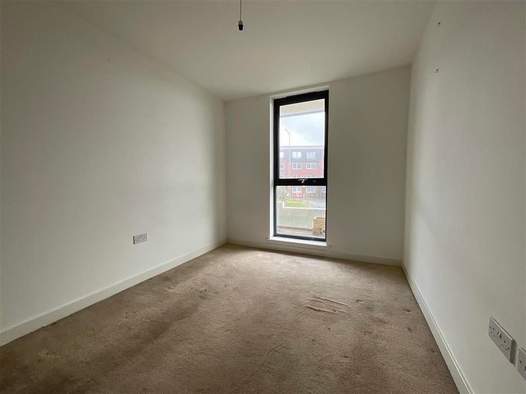 Property photo 2 of 7 Bedroom