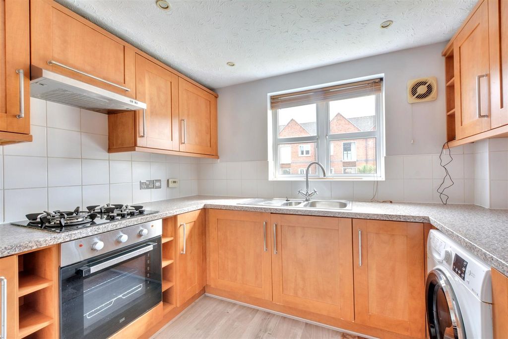 Property photo 3 of 21 Kitchen_1.Jpeg