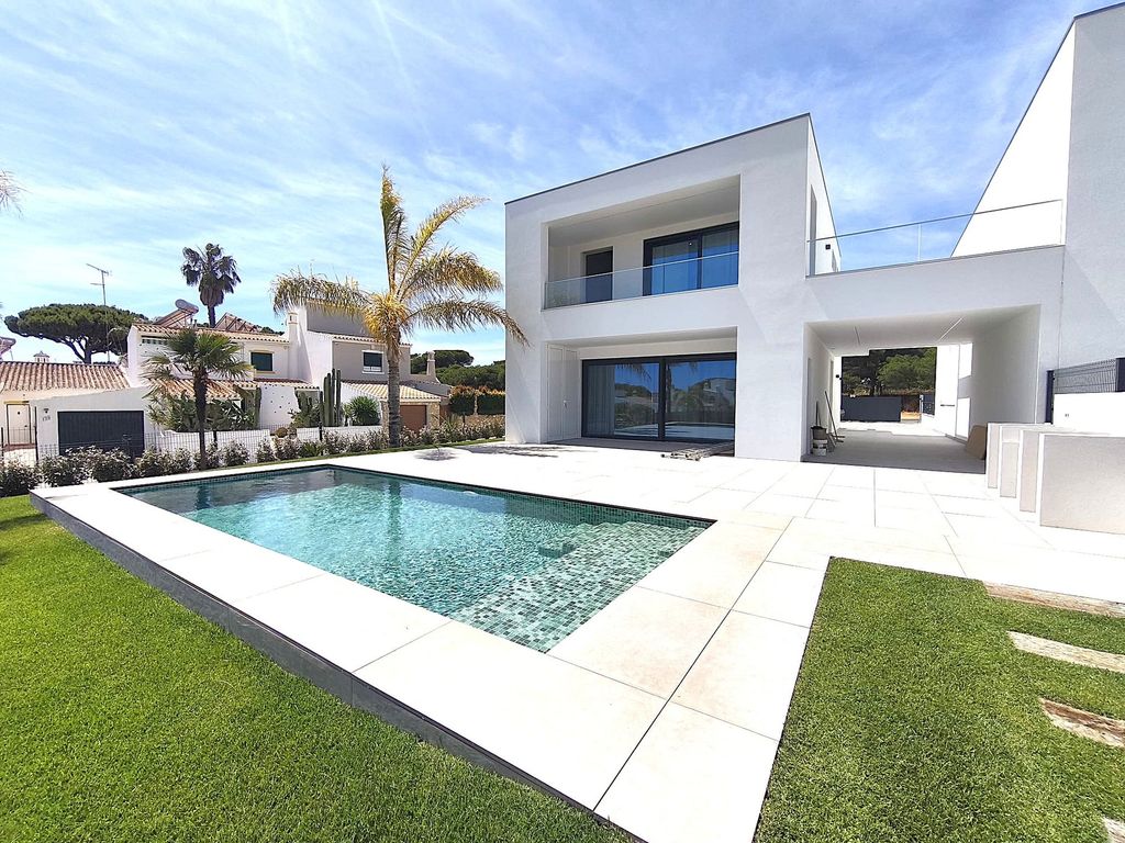 Property photo 1 of 48 3-Bedroom High-Quality Villas With Private Pool