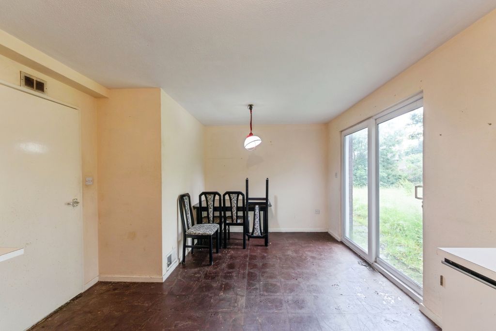 Property photo 3 of 20 Pbox-Img.Jpg