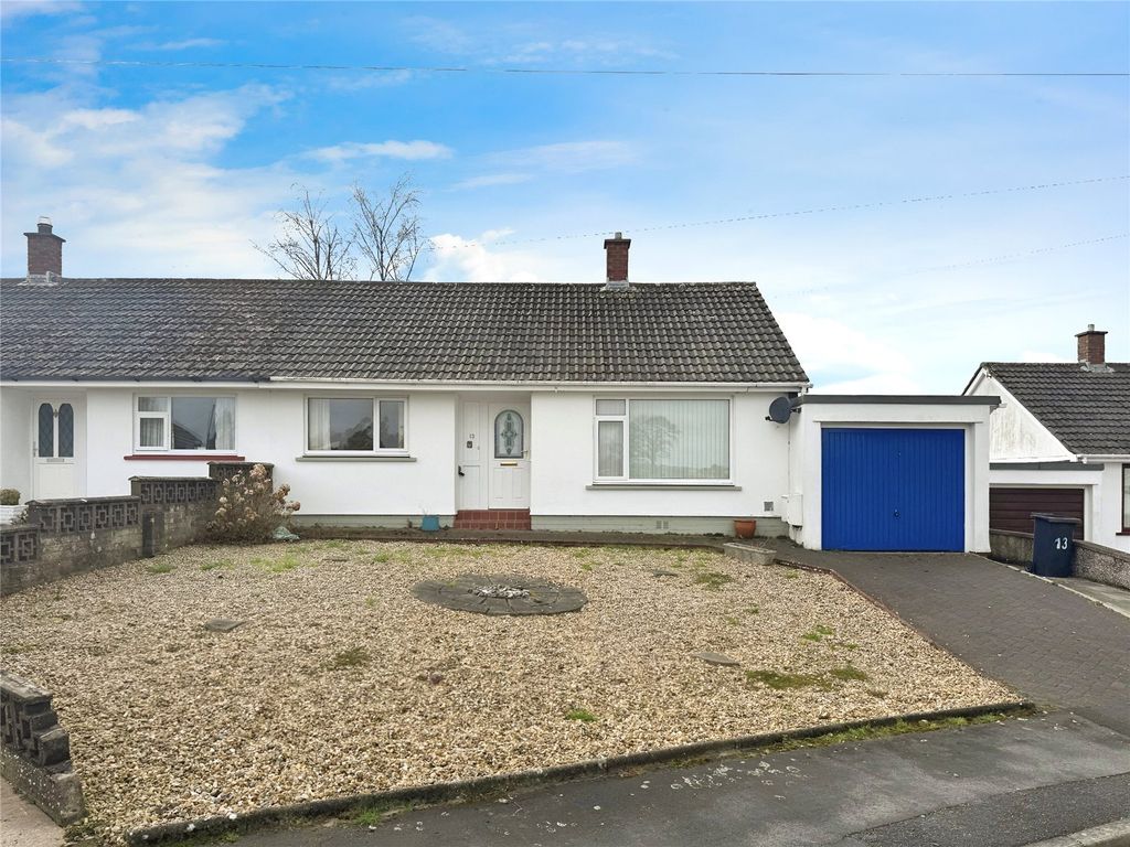 Property photo 1 of 10 Outside