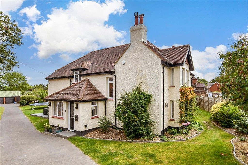 Property photo 3 of 23 External (Web)