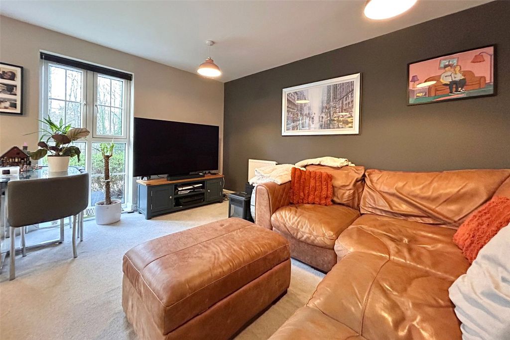 Property photo 3 of 9 Picture No. 08