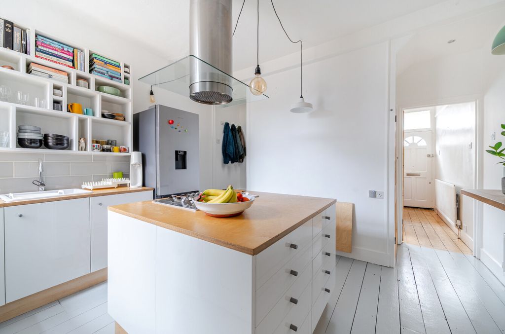 Property photo 2 of 23 1414596-4-6993109...