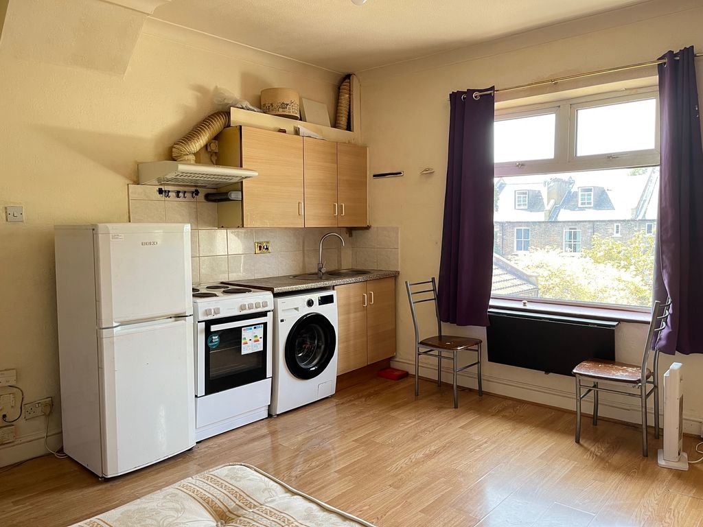 Property photo 2 of 4