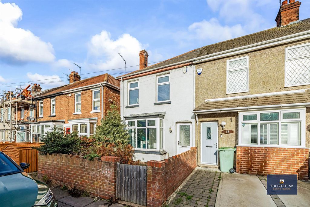 Property photo 1 of 22 Front