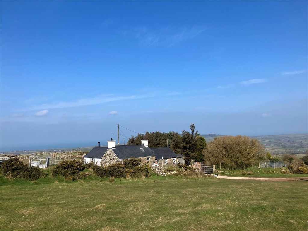 Property photo 3 of 26 Picture No. 19