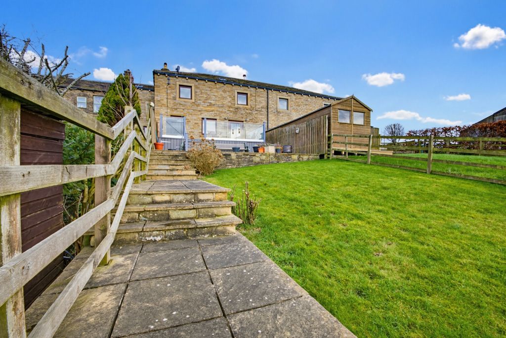 Property photo 1 of 25 Dsc02944 (1)