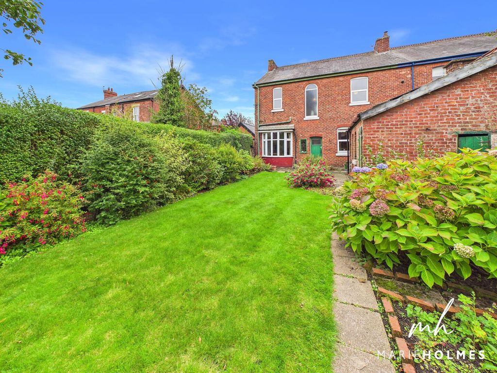 Property photo 2 of 24 Rear Garden