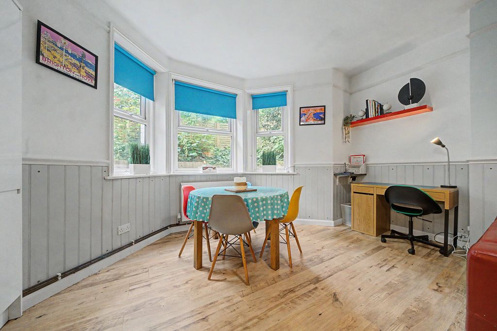 Property photo 3 of 9 Dining Room