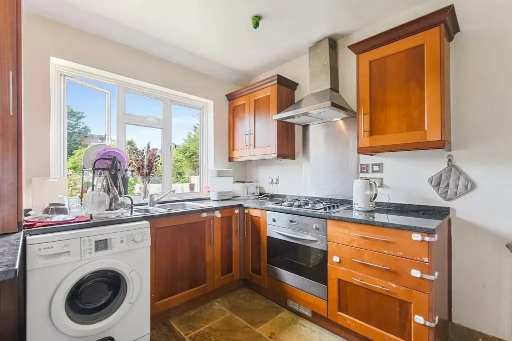 Property photo 2 of 5