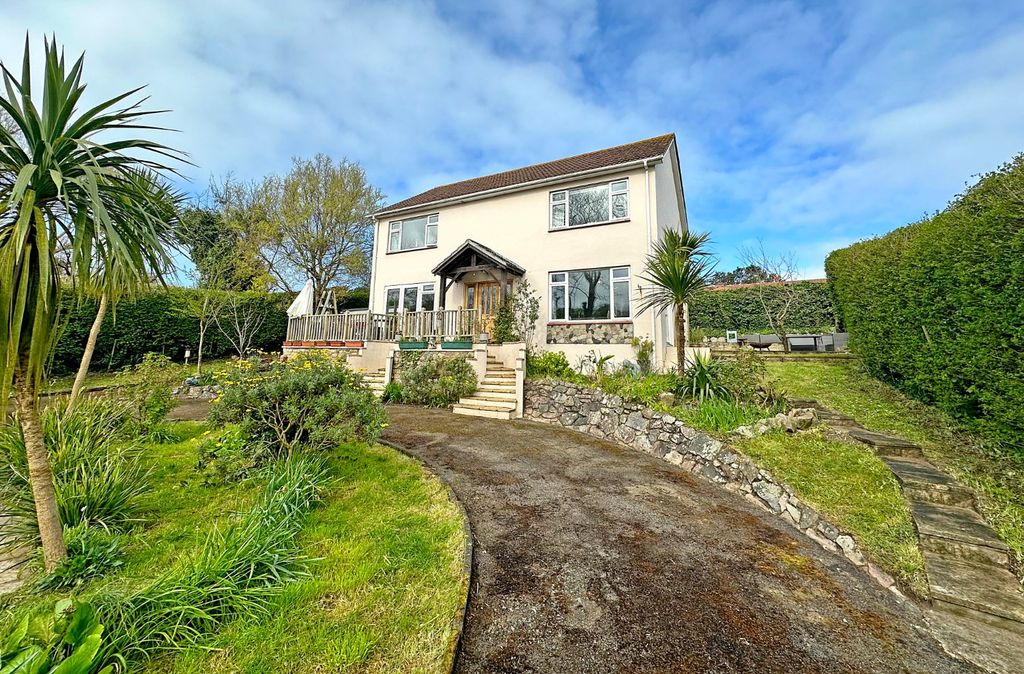 Property photo 2 of 19 Picture No. 04