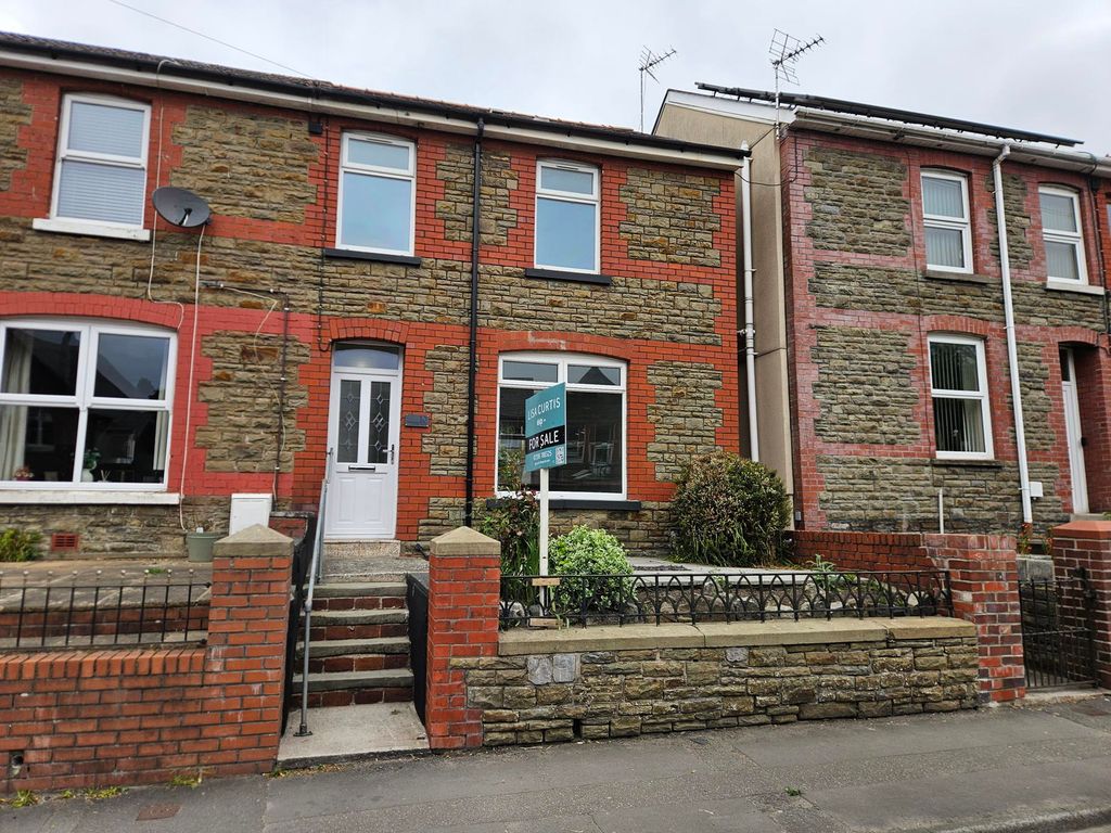 Property photo 1 of 31