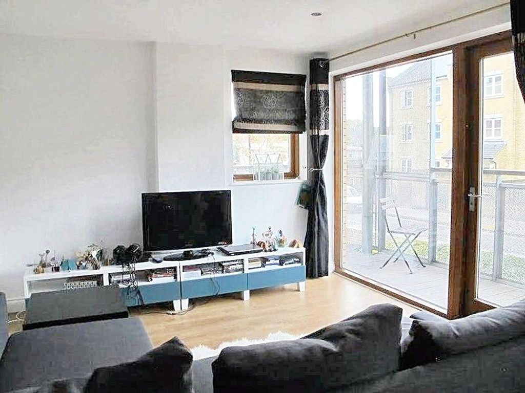 Property photo 1 of 8