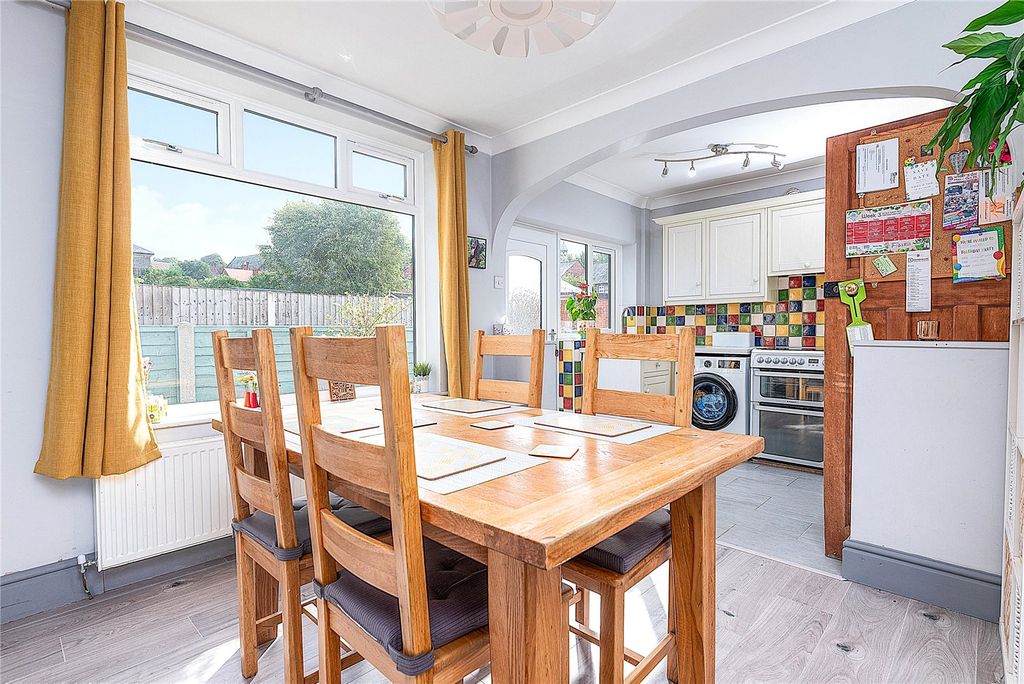 Property photo 2 of 36 Picture No. 62