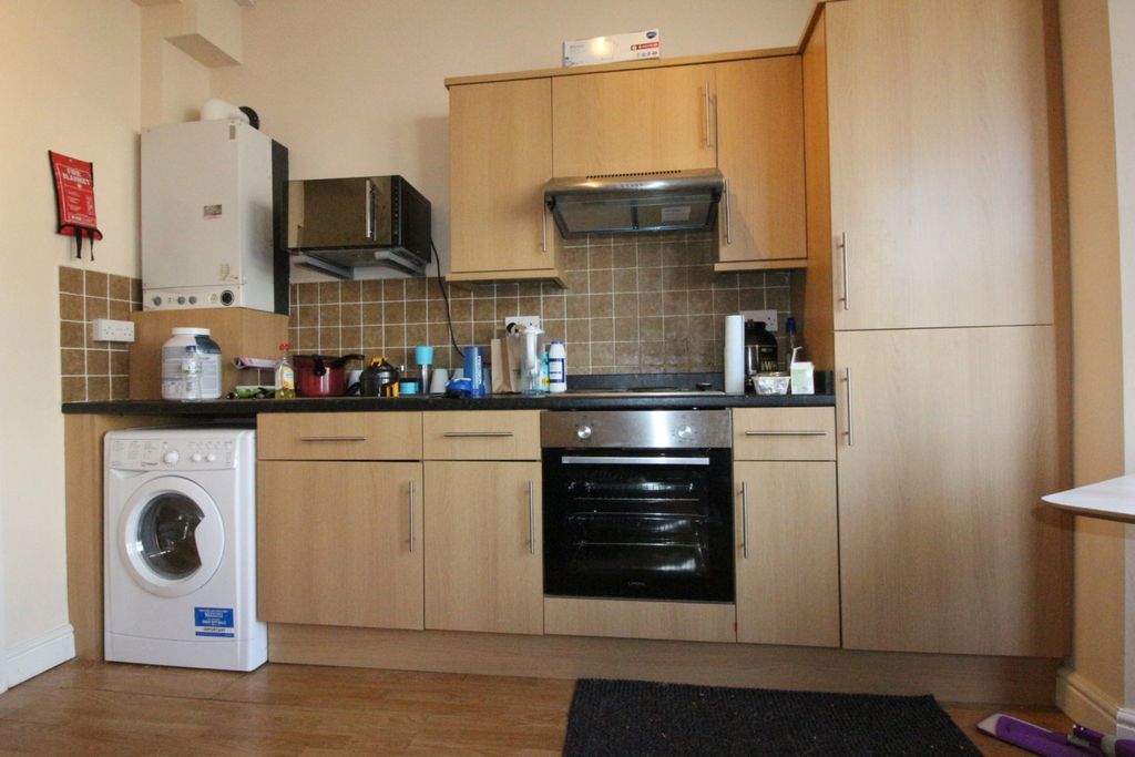 Property photo 2 of 4