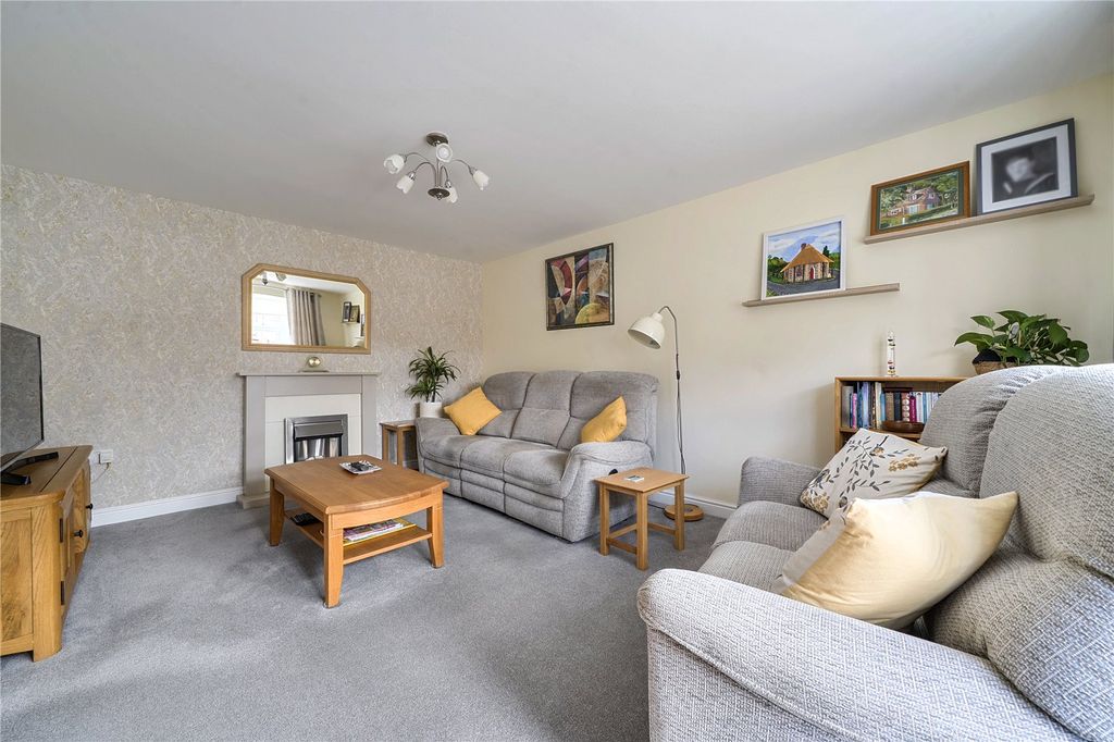Property photo 2 of 25 Picture No. 05