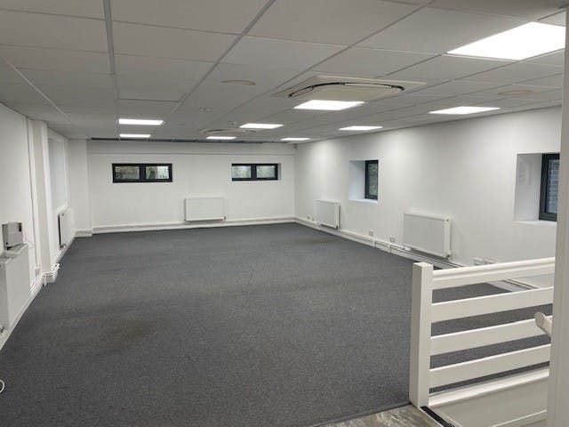 Property photo 2 of 4 19Millbrookbuspkcrowborough2.Jpg
