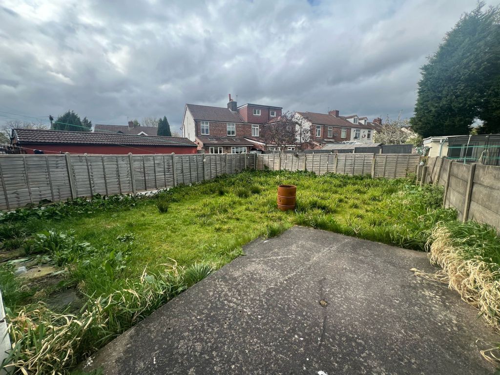 Property photo 2 of 10