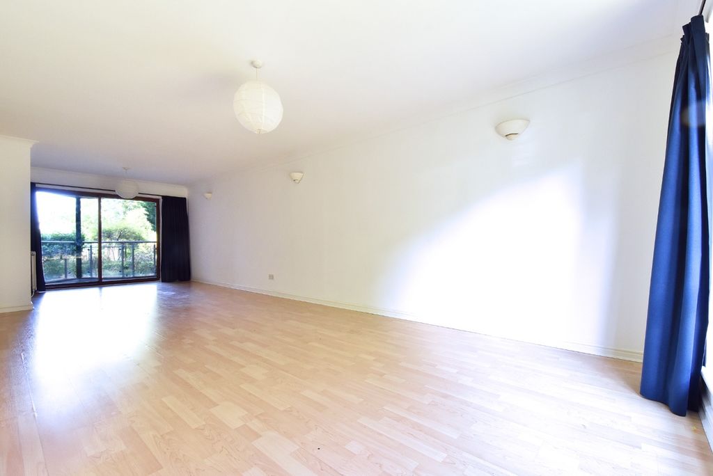Property photo 2 of 10 5673251