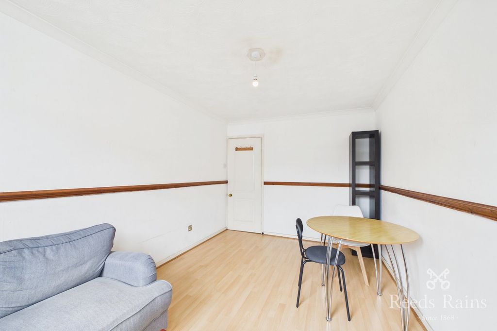 Property photo 3 of 7 Picture No. 04