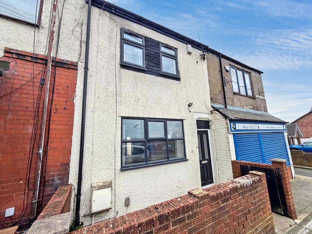 Property photo 2 of 21