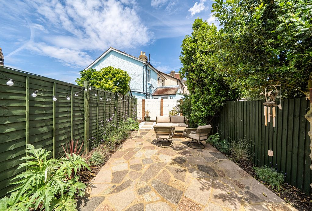 Property photo 2 of 11 1478005-13-6A314d...